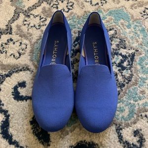 Size 12 Cornflower Loafers💙
